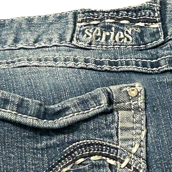 Short Series Jeans Distressed Bootcut Blue Denim Womens - Picture 7 of 7